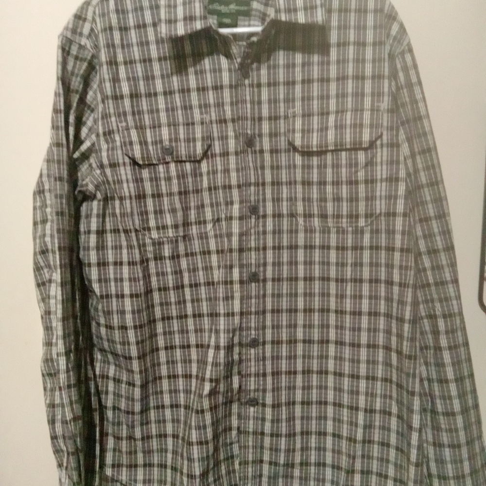 Eddie Bauer  Plaid Casual Shirt Classic fit men Size Large